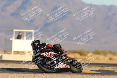 media/Jan-11-2025-CVMA (Sat) [[ddeb3f563a]]/Race 13-Amateur Supersport Open/